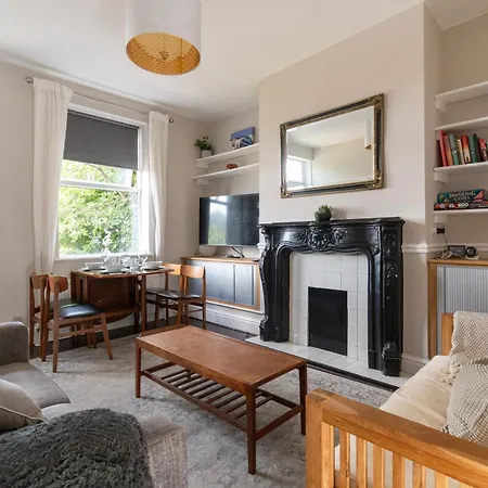 Host & Stay - Argie House-3